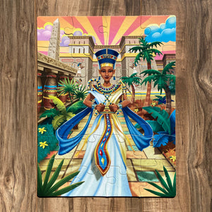 Egyptian Queen Puzzle (13in x 10in w/ 24 Pieces)
