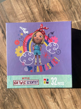 Rosie Revere Engineer "Fabtastic" Kids' Floor Puzzle (23in x 30in w/32 pieces)